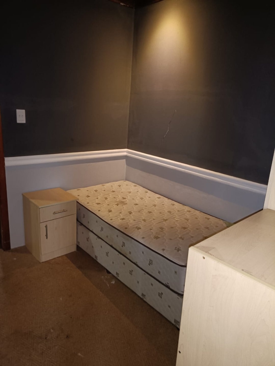 1 Bedroom Property for Sale in Brandwag Free State